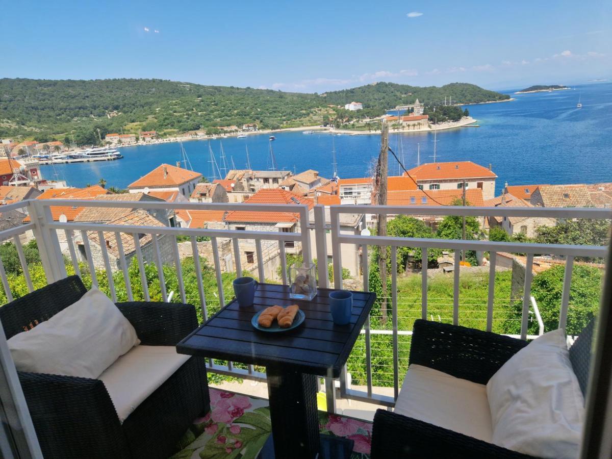 Apartmani Luan Βις Εξωτερικό φωτογραφία